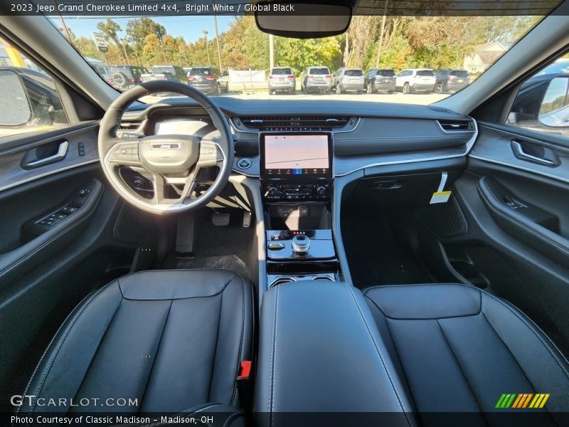 Bright White / Global Black 2023 Jeep Grand Cherokee Limited 4x4