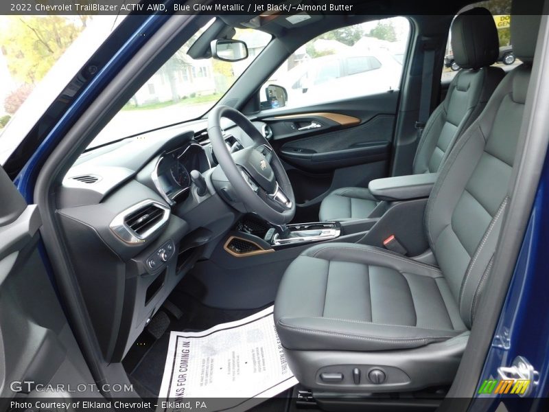 Blue Glow Metallic / Jet Black/­Almond Butter 2022 Chevrolet TrailBlazer ACTIV AWD