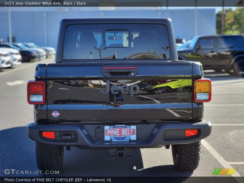 Black / Black 2023 Jeep Gladiator Willys 4x4