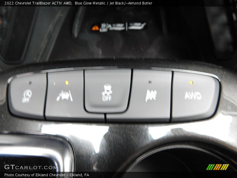Blue Glow Metallic / Jet Black/­Almond Butter 2022 Chevrolet TrailBlazer ACTIV AWD