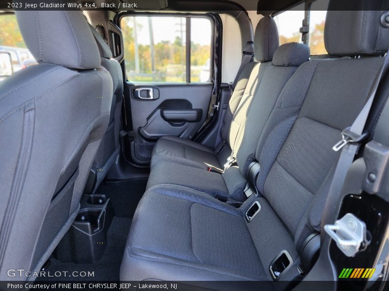 Black / Black 2023 Jeep Gladiator Willys 4x4