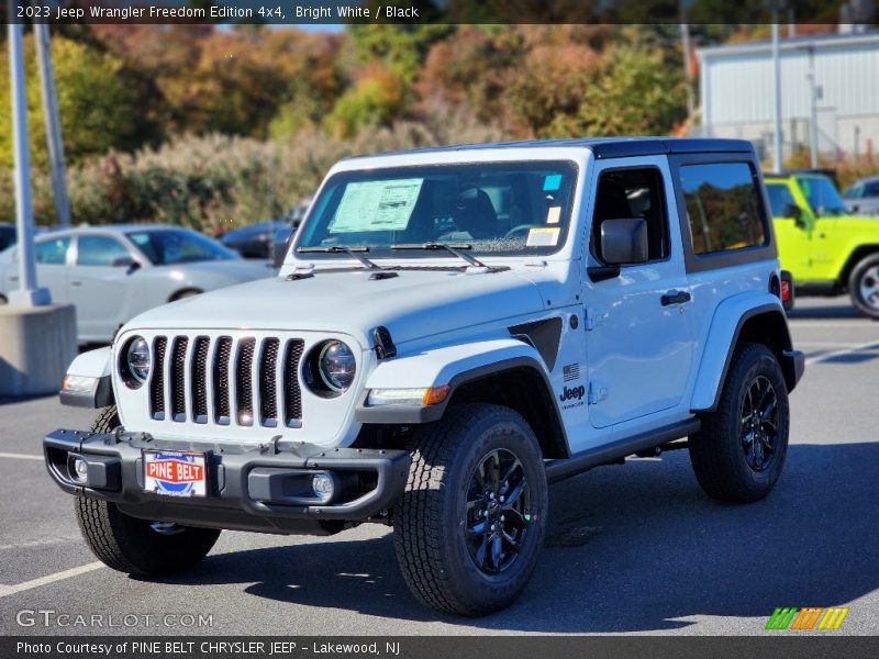 Front 3/4 View of 2023 Wrangler Freedom Edition 4x4