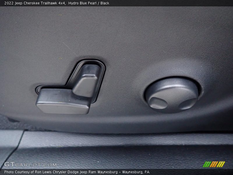 Hydro Blue Pearl / Black 2022 Jeep Cherokee Trailhawk 4x4