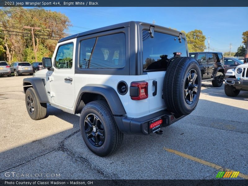 Bright White / Black 2023 Jeep Wrangler Sport 4x4