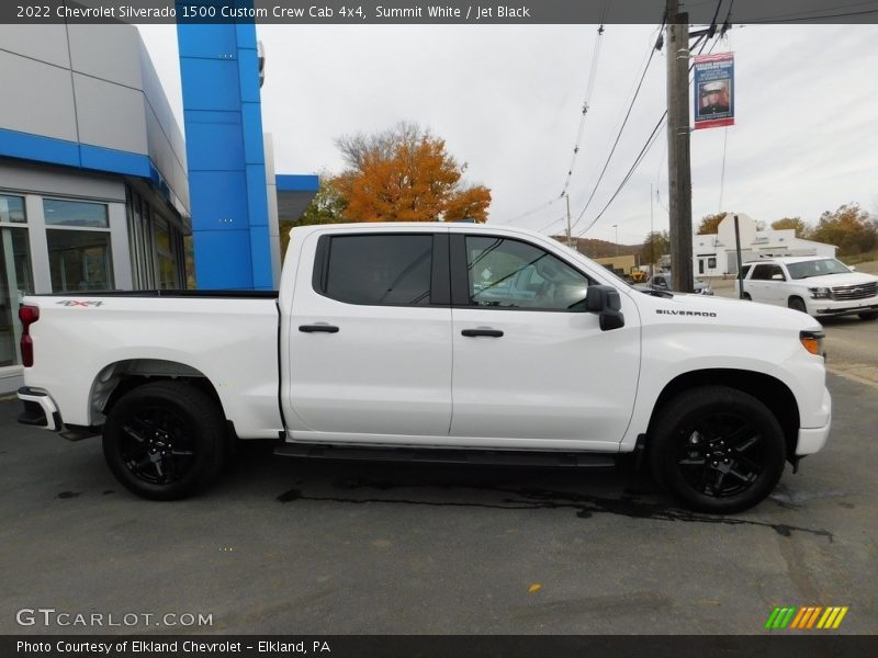 Summit White / Jet Black 2022 Chevrolet Silverado 1500 Custom Crew Cab 4x4