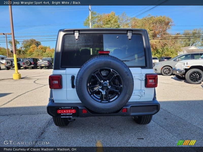 Bright White / Black 2023 Jeep Wrangler Sport 4x4