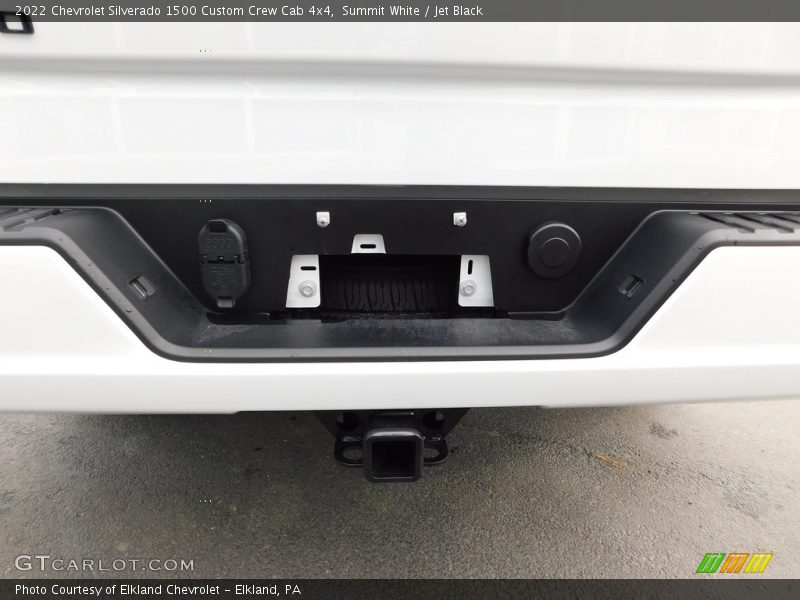 Summit White / Jet Black 2022 Chevrolet Silverado 1500 Custom Crew Cab 4x4