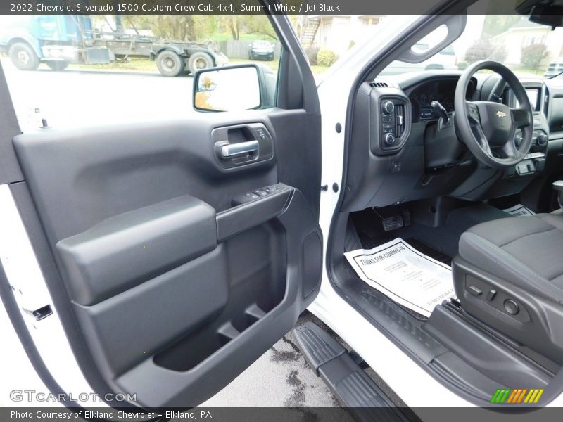 Summit White / Jet Black 2022 Chevrolet Silverado 1500 Custom Crew Cab 4x4
