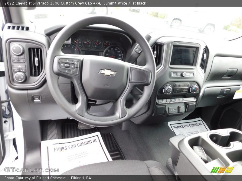 Summit White / Jet Black 2022 Chevrolet Silverado 1500 Custom Crew Cab 4x4