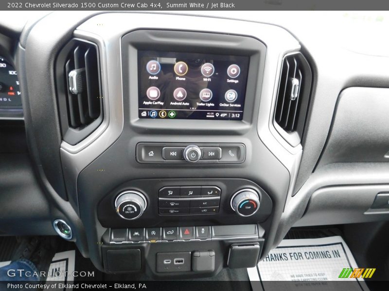 Summit White / Jet Black 2022 Chevrolet Silverado 1500 Custom Crew Cab 4x4