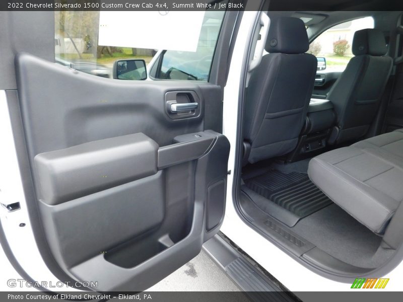 Summit White / Jet Black 2022 Chevrolet Silverado 1500 Custom Crew Cab 4x4