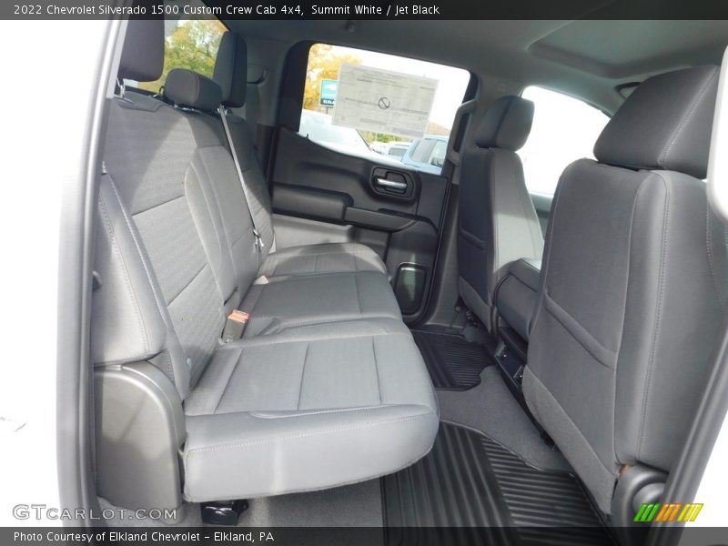 Summit White / Jet Black 2022 Chevrolet Silverado 1500 Custom Crew Cab 4x4