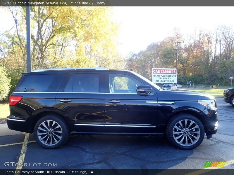  2020 Navigator Reserve 4x4 Infinite Black