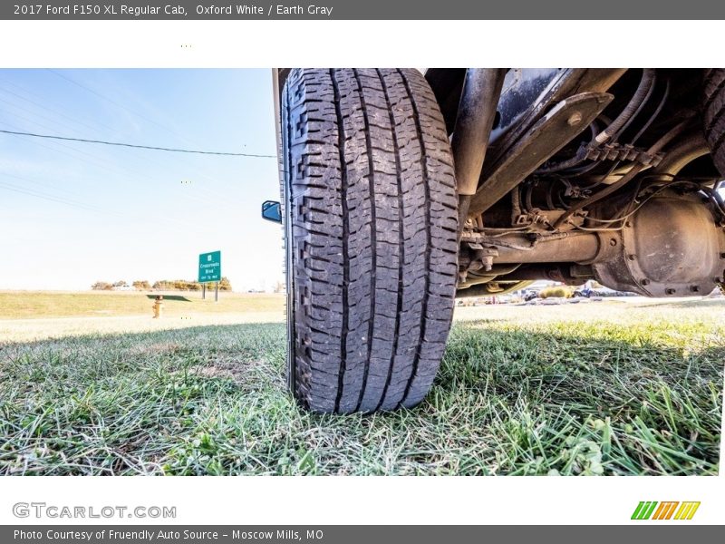 Oxford White / Earth Gray 2017 Ford F150 XL Regular Cab