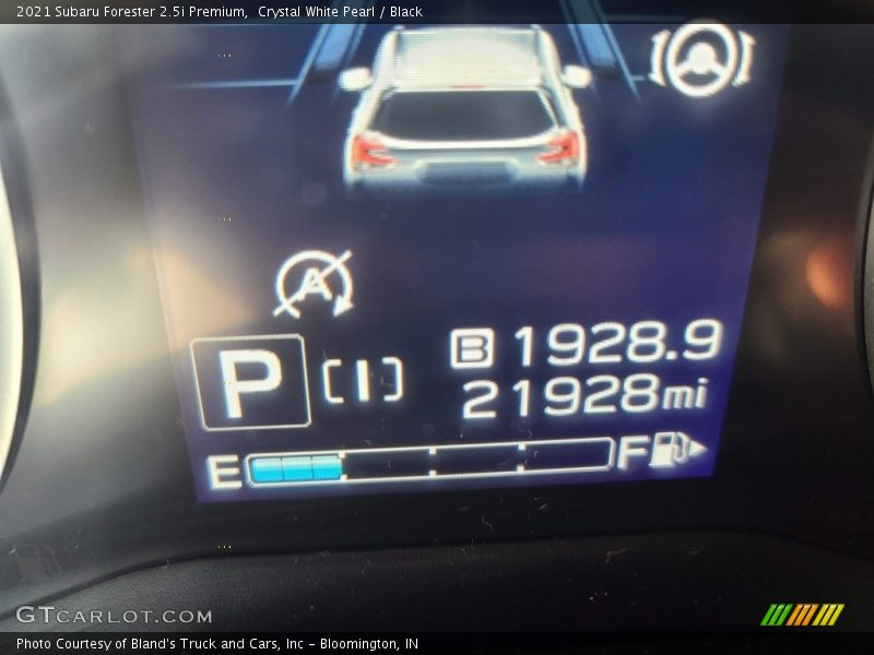 Crystal White Pearl / Black 2021 Subaru Forester 2.5i Premium