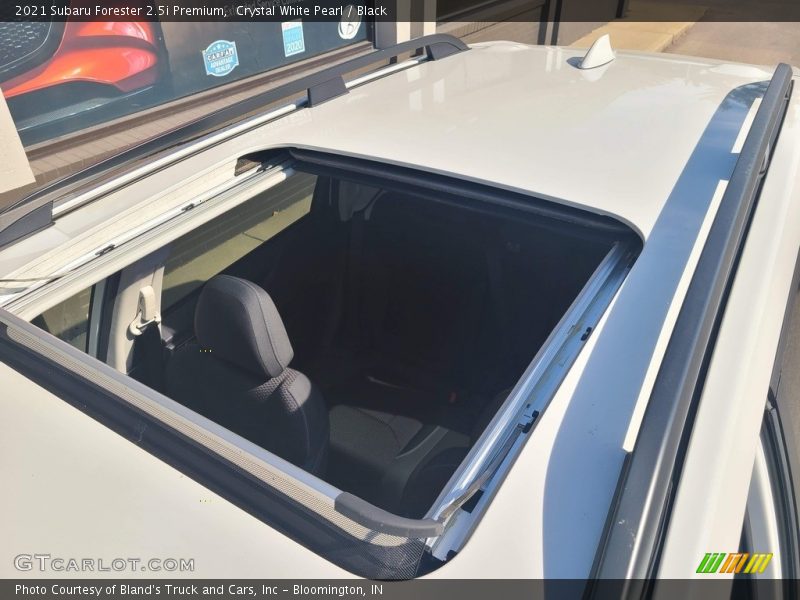 Crystal White Pearl / Black 2021 Subaru Forester 2.5i Premium