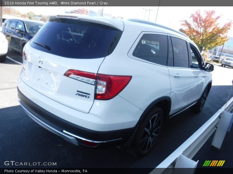 White Diamond Pearl / Gray 2019 Honda Pilot Touring AWD