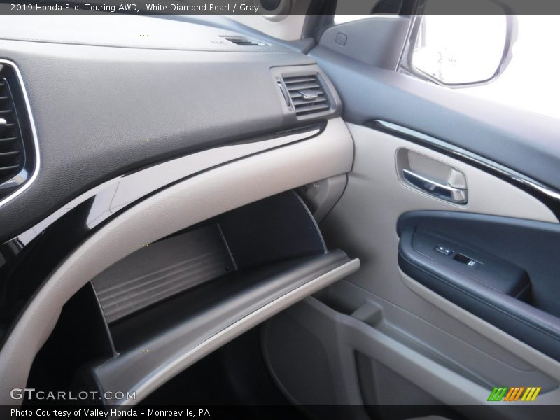 White Diamond Pearl / Gray 2019 Honda Pilot Touring AWD