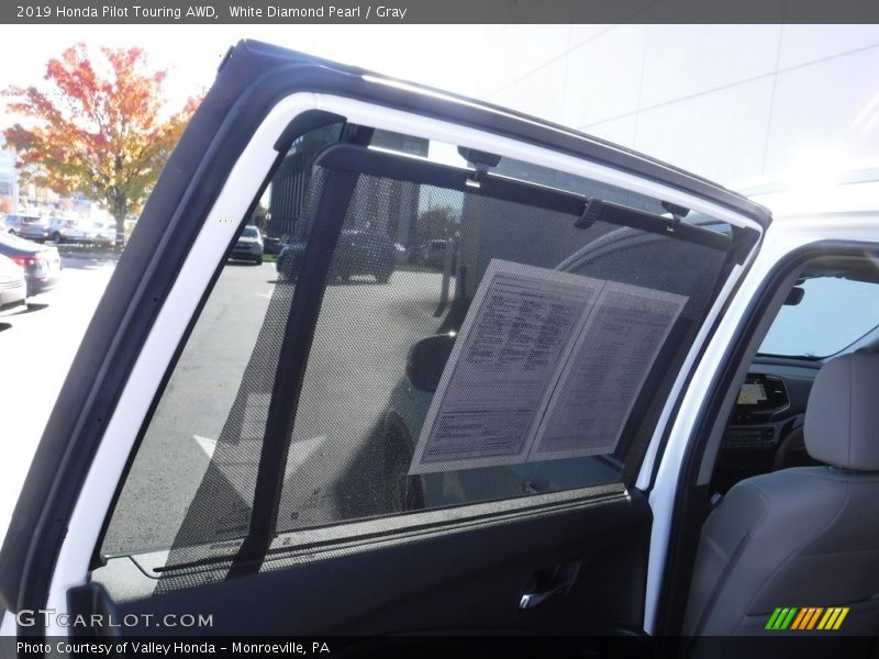 White Diamond Pearl / Gray 2019 Honda Pilot Touring AWD