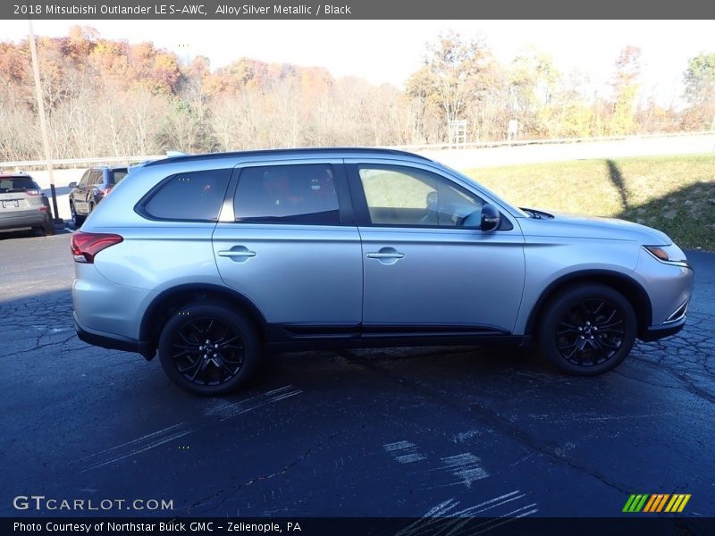 Alloy Silver Metallic / Black 2018 Mitsubishi Outlander LE S-AWC