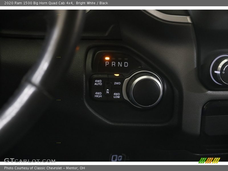 Bright White / Black 2020 Ram 1500 Big Horn Quad Cab 4x4