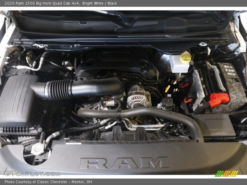 Bright White / Black 2020 Ram 1500 Big Horn Quad Cab 4x4