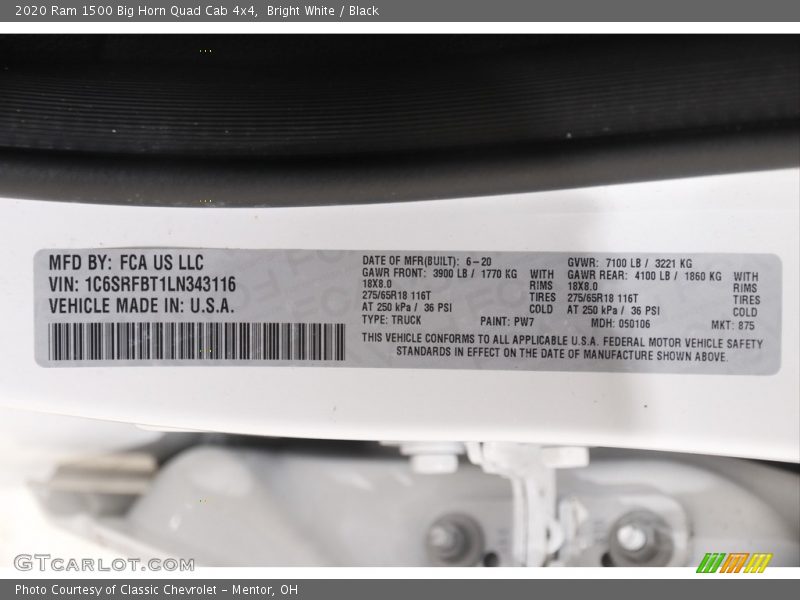 Bright White / Black 2020 Ram 1500 Big Horn Quad Cab 4x4