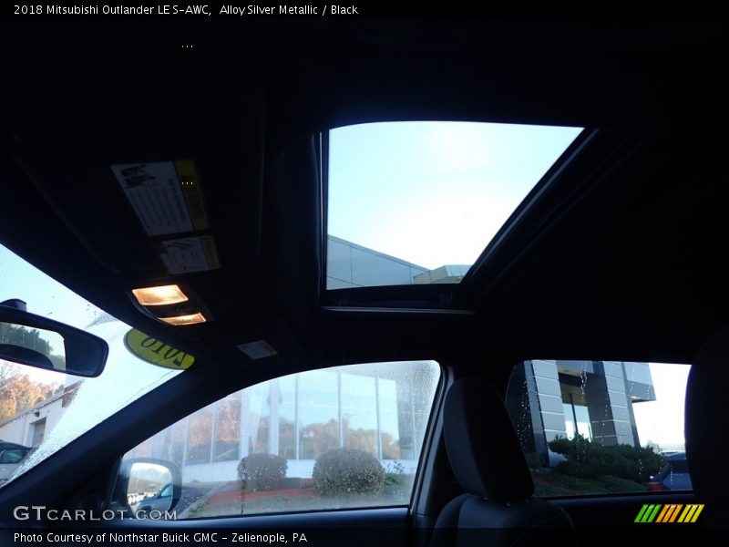 Alloy Silver Metallic / Black 2018 Mitsubishi Outlander LE S-AWC