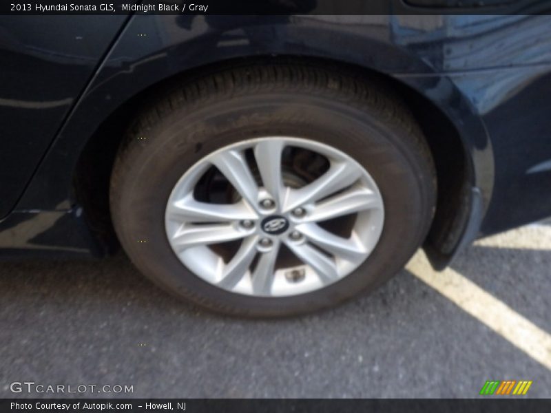 Midnight Black / Gray 2013 Hyundai Sonata GLS