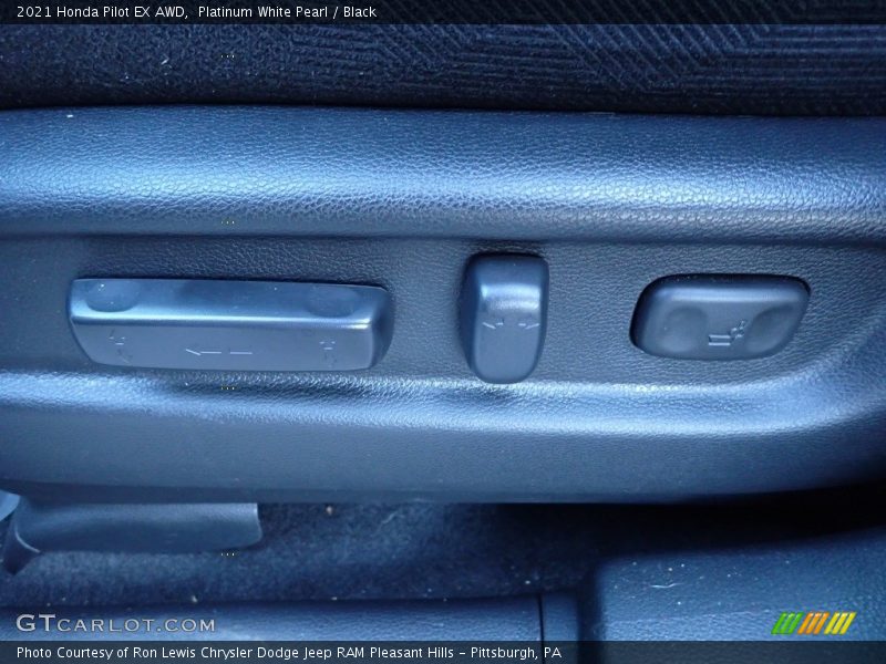 Platinum White Pearl / Black 2021 Honda Pilot EX AWD