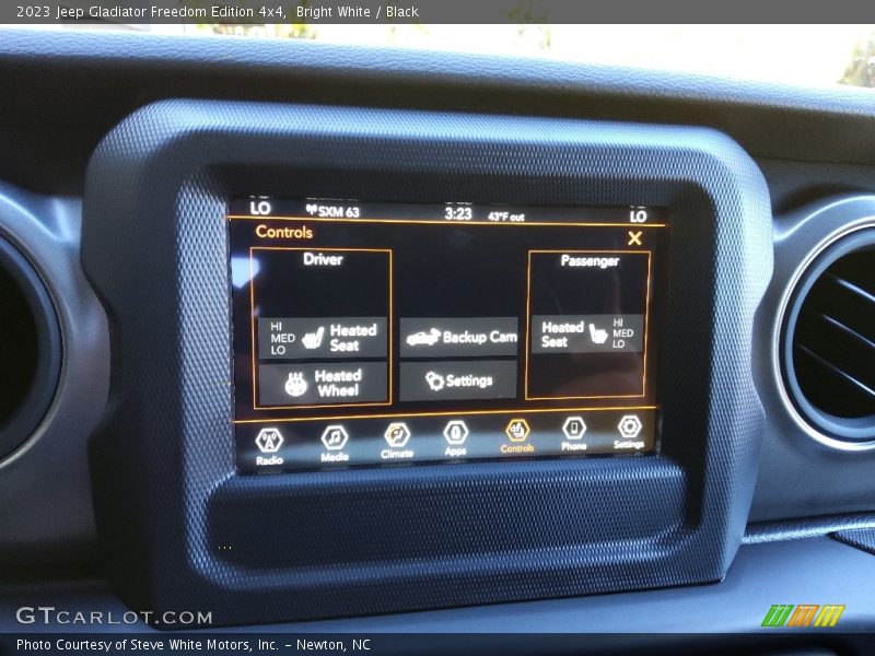 Bright White / Black 2023 Jeep Gladiator Freedom Edition 4x4