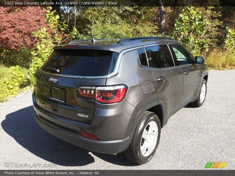 Granite Crystal Metallic / Black 2022 Jeep Compass Latitude 4x4