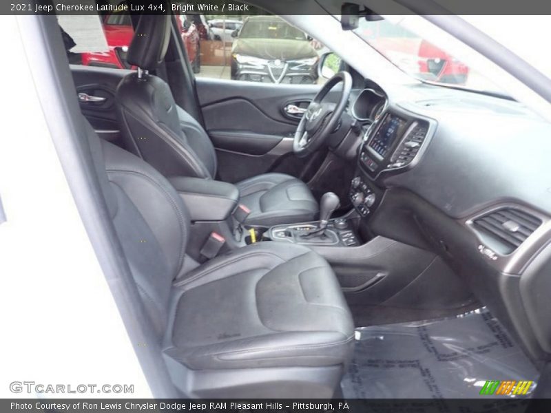 Bright White / Black 2021 Jeep Cherokee Latitude Lux 4x4