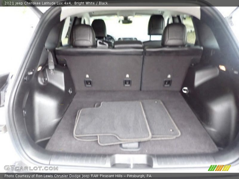Bright White / Black 2021 Jeep Cherokee Latitude Lux 4x4