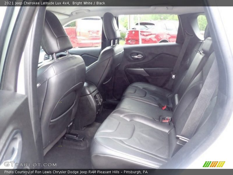 Bright White / Black 2021 Jeep Cherokee Latitude Lux 4x4