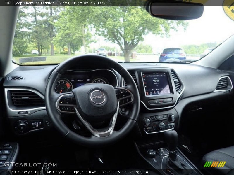 Bright White / Black 2021 Jeep Cherokee Latitude Lux 4x4