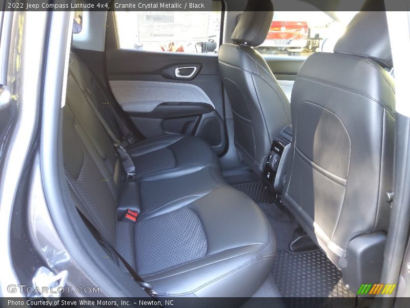 Granite Crystal Metallic / Black 2022 Jeep Compass Latitude 4x4
