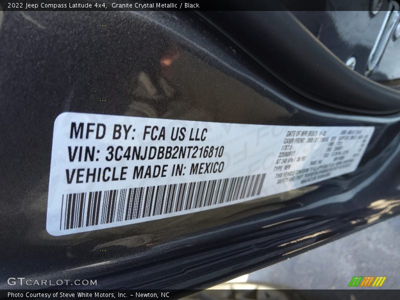 Granite Crystal Metallic / Black 2022 Jeep Compass Latitude 4x4