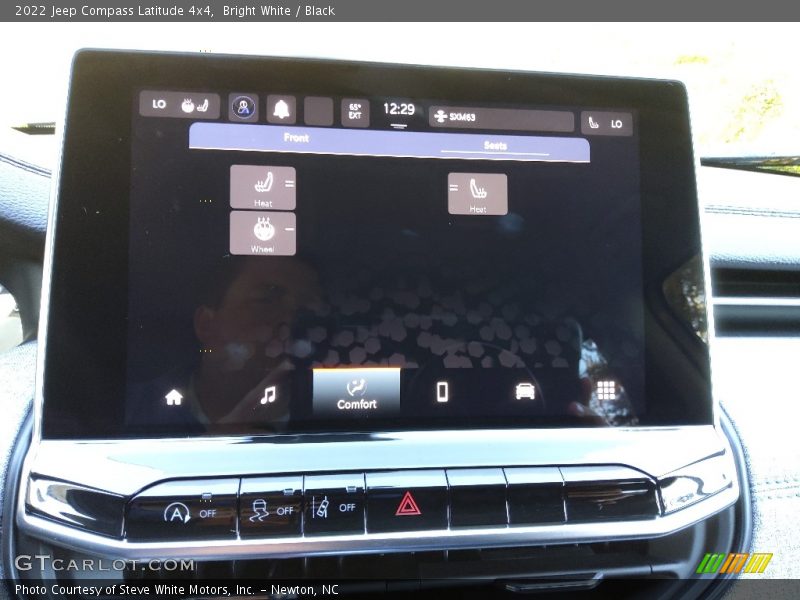 Bright White / Black 2022 Jeep Compass Latitude 4x4