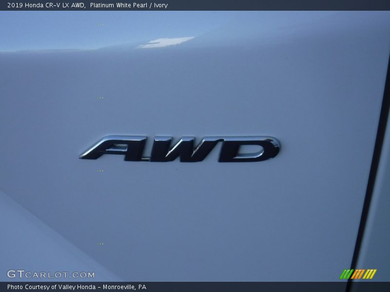 Platinum White Pearl / Ivory 2019 Honda CR-V LX AWD