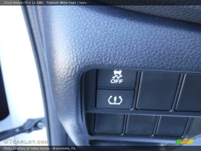 Platinum White Pearl / Ivory 2019 Honda CR-V LX AWD