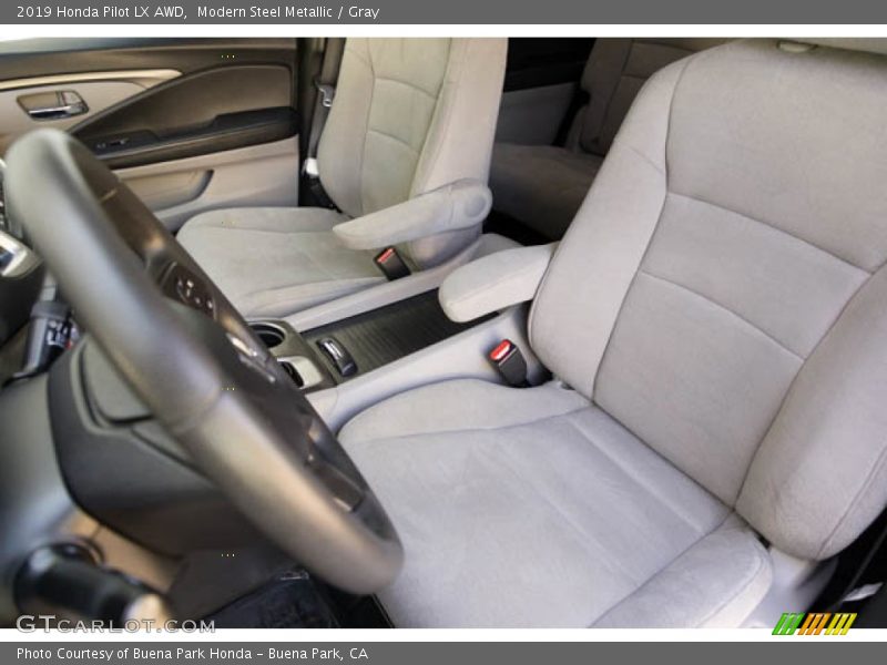 Modern Steel Metallic / Gray 2019 Honda Pilot LX AWD