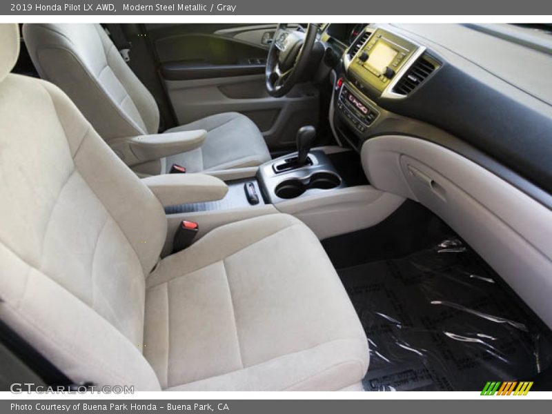 Modern Steel Metallic / Gray 2019 Honda Pilot LX AWD