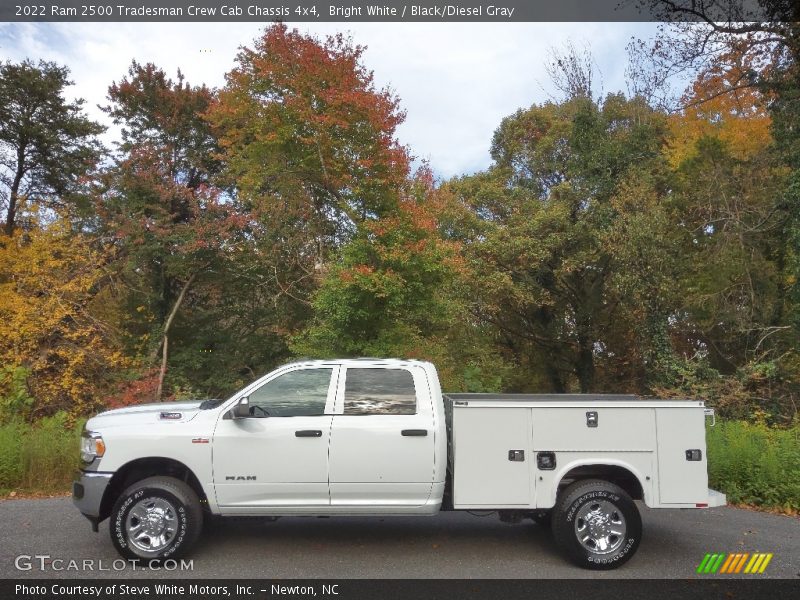 Bright White / Black/Diesel Gray 2022 Ram 2500 Tradesman Crew Cab Chassis 4x4