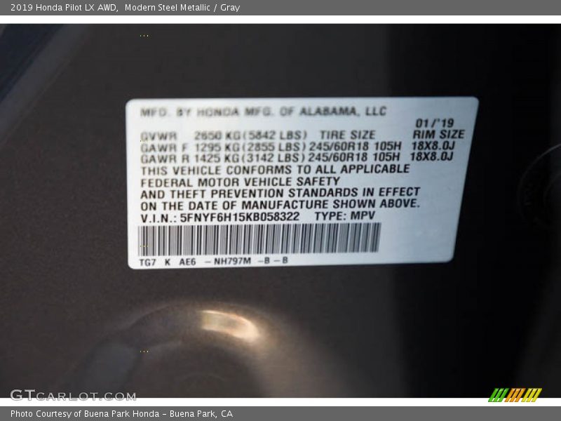 Modern Steel Metallic / Gray 2019 Honda Pilot LX AWD