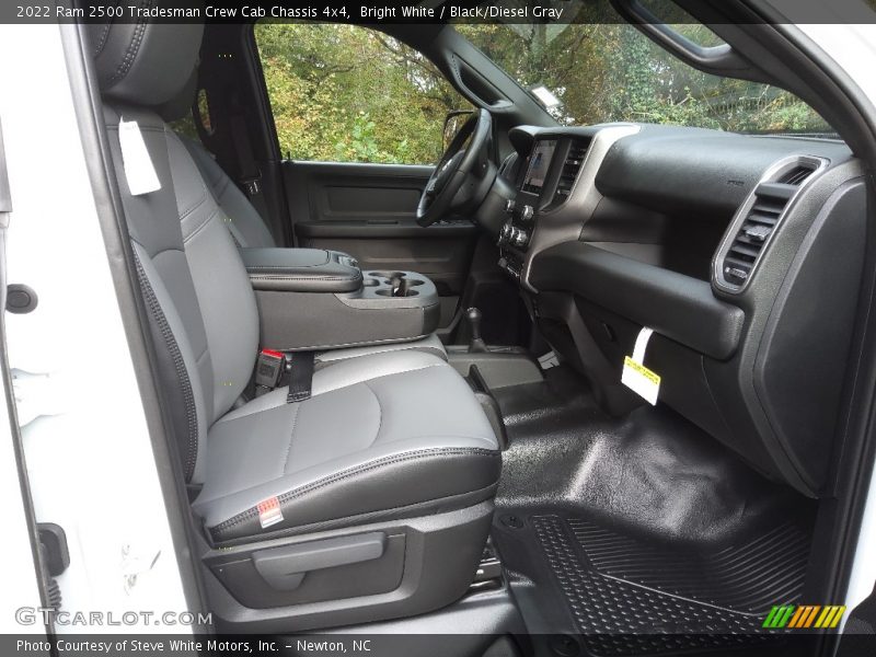 Bright White / Black/Diesel Gray 2022 Ram 2500 Tradesman Crew Cab Chassis 4x4