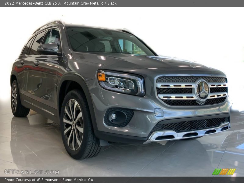 Mountain Gray Metallic / Black 2022 Mercedes-Benz GLB 250