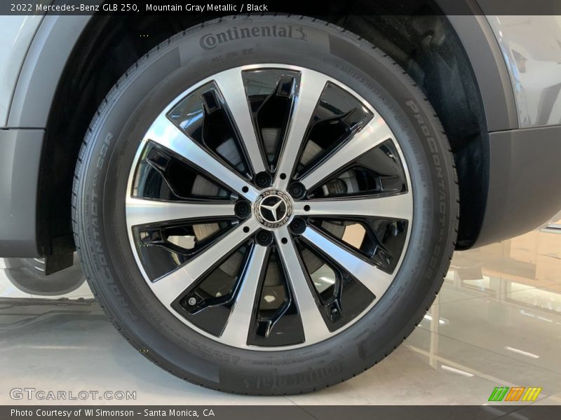 Mountain Gray Metallic / Black 2022 Mercedes-Benz GLB 250