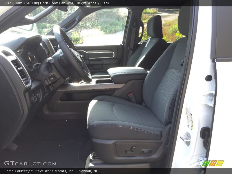 Bright White / Black 2022 Ram 2500 Big Horn Crew Cab 4x4