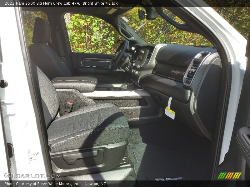 Bright White / Black 2022 Ram 2500 Big Horn Crew Cab 4x4
